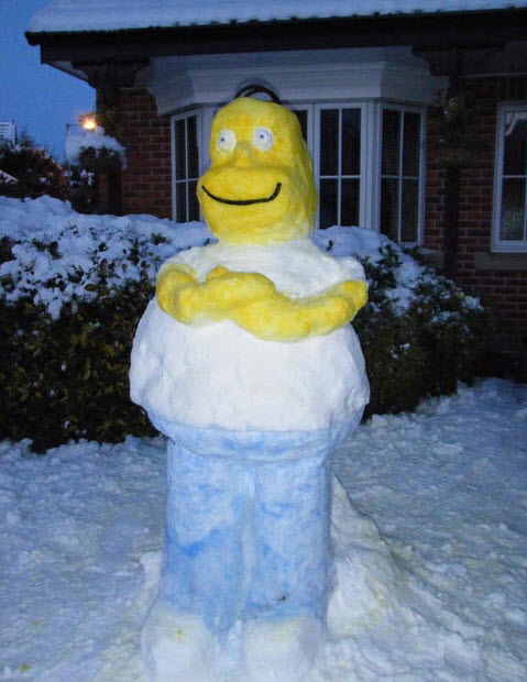 Homer Simpson snowman