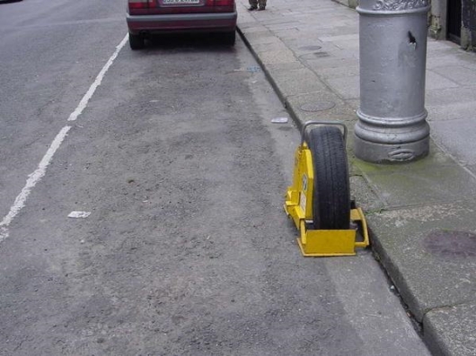 Wheel clamping fail