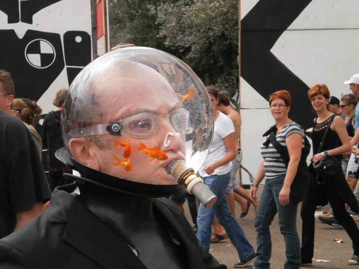 Fish tank head Really funny pictures collection on