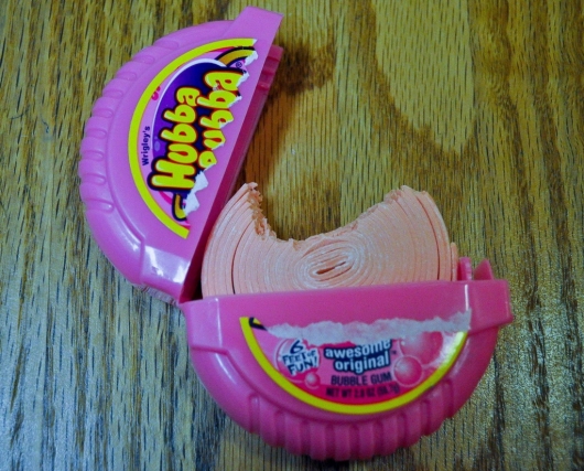 Chewing gum bite