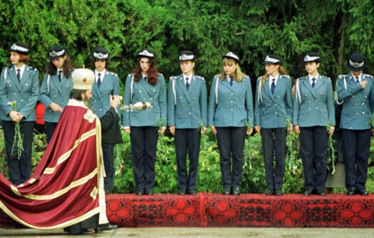 Romanian priests blessing all kinds of things - Picture 19