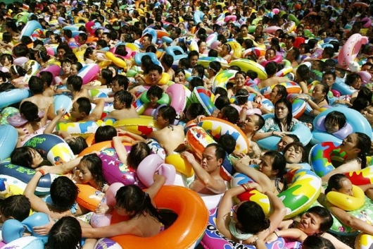 Japanese wave pool