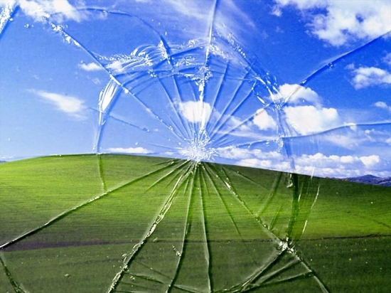 Windows XP Broken Screen Wallpaper
